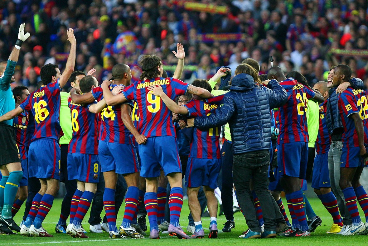 Network Science reveals the secrets of the total football team