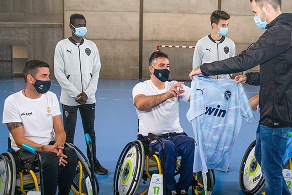 #AcademiaEnComunidad Project shortlisted for ECA Youth Football Award