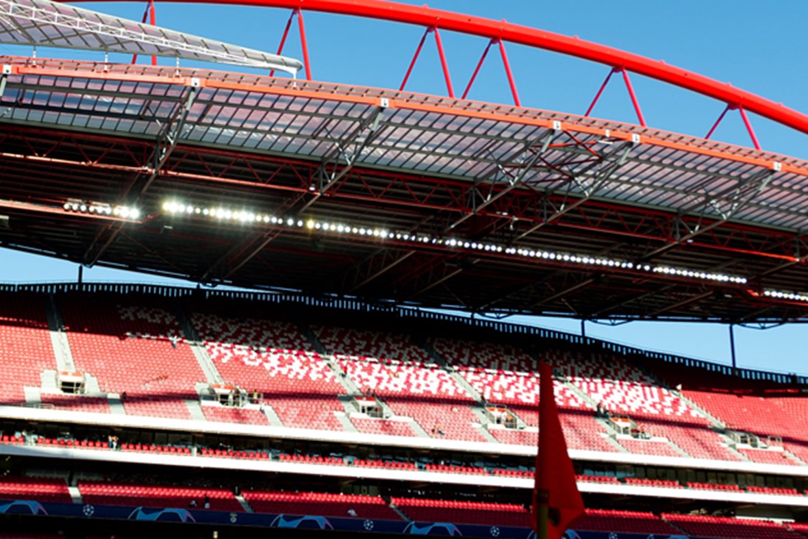 BENFICA AND EMIRATES THRILL FANS WITH SKILLS CHALLENGE AT ESTÁDIO DA LUZ